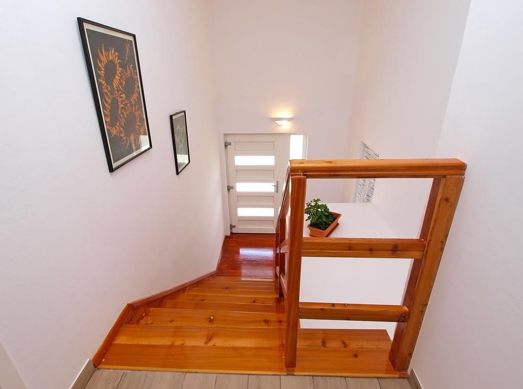 Apartments Nadija 1366 Pula Bagian luar foto